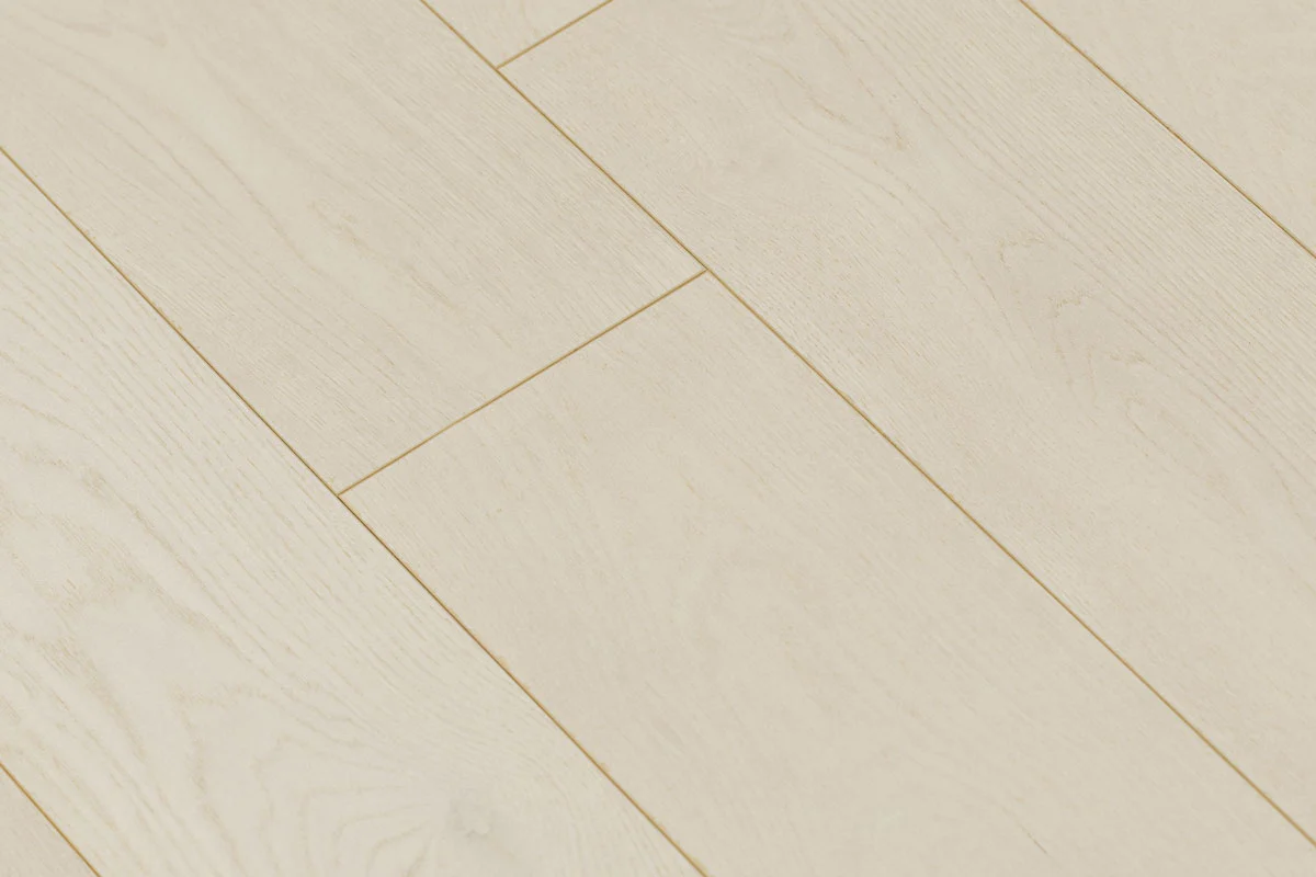 Aqualock 10mm Laminate Flooring White Linen Oak - Image 3