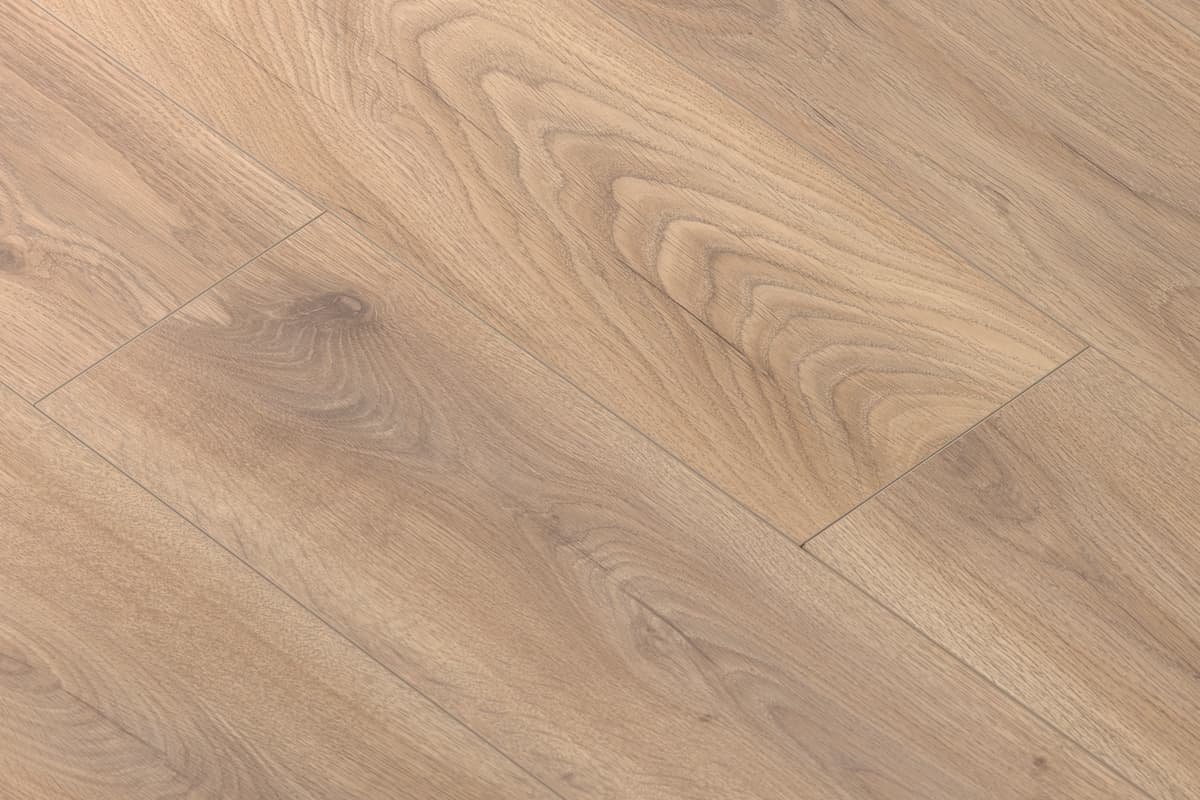 Aqualock 8mm Laminate Flooring Oatmeal Oak - Image 3