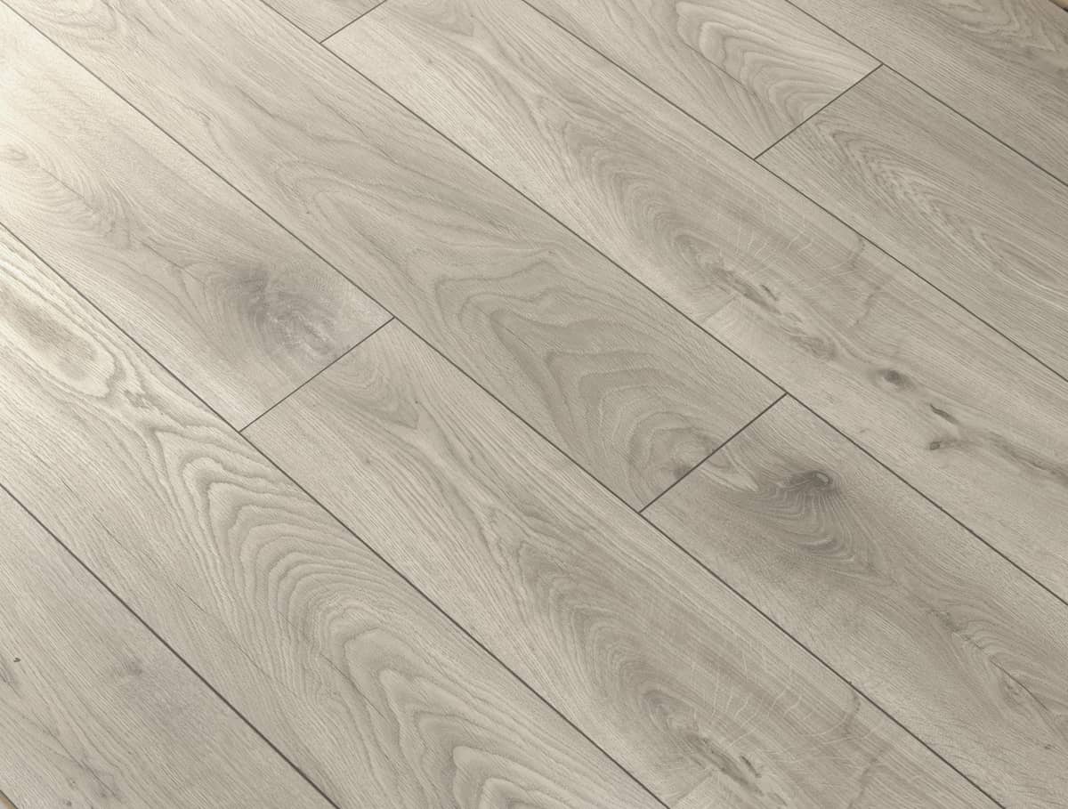 Aqualock 8mm Laminate Flooring Silver Oak - Image 5