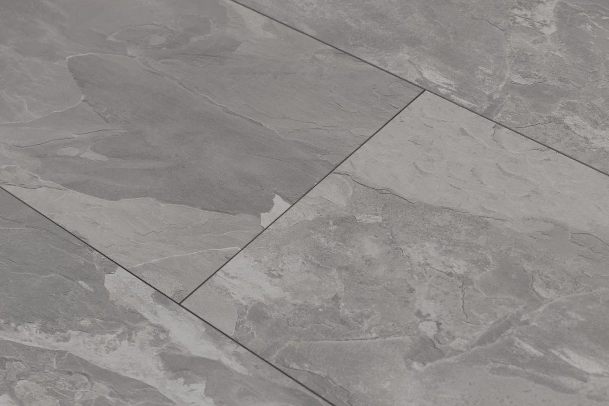 Aqualock 8mm Laminate Tile Silver Steel - Image 3
