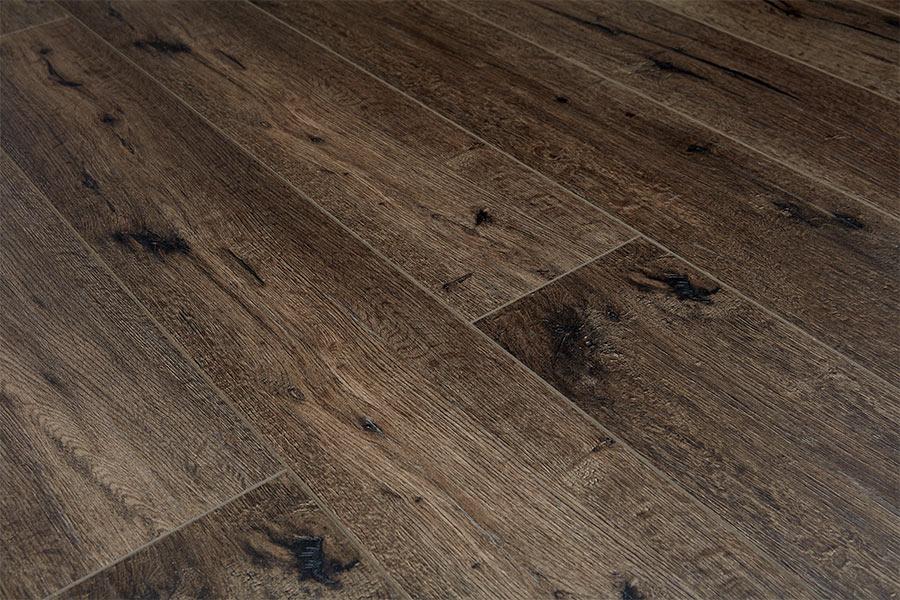 Audacity 12mm Laminate Homestead Oak Built-in Underlay - Image 3