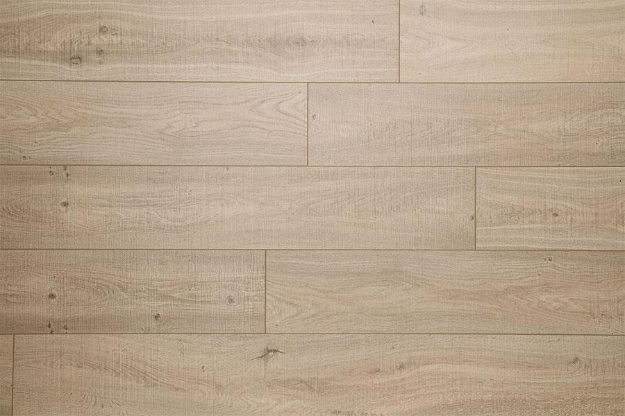 Audacity 12mm Laminate Summer Hill Oak Built-in Underlay - Image 2