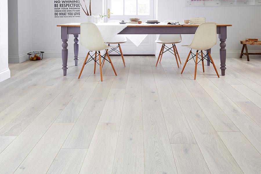 Galleria Professional Engineered European Rustic Oak Flooring 14mm x 190mm Winter Dawn Lacquered - Image 5