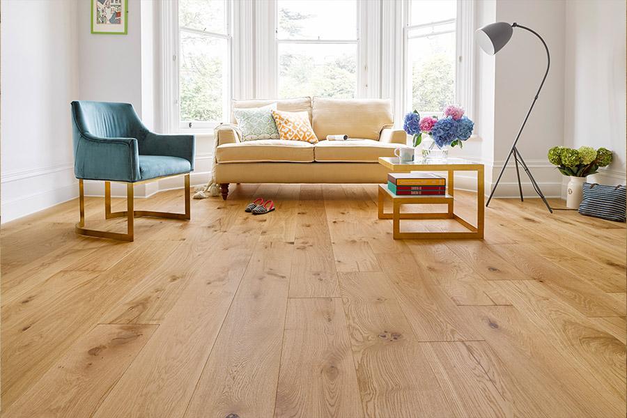 Galleria Professional Engineered European Rustic Oak Flooring 14mm x 240mm Natural Brushed & Oiled - Image 5
