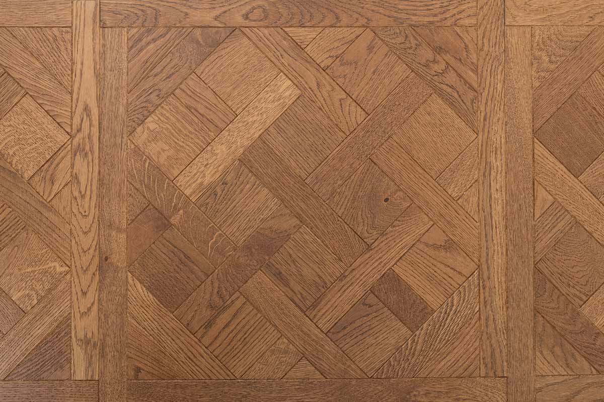 Galleria Professional Engineered Oak Versailles Flooring 14mm x 600mm Genevieve Brushed UV Oiled - Image 2