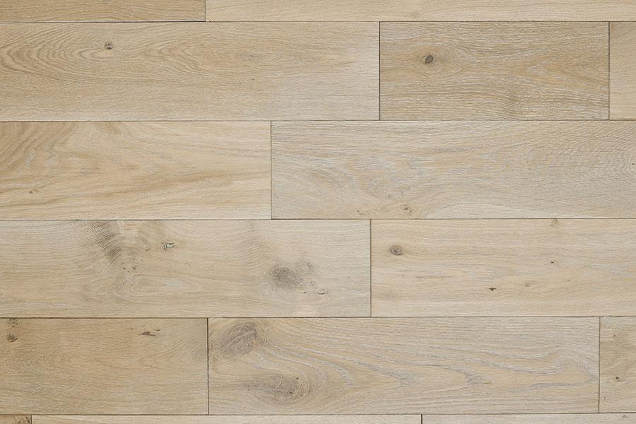 Galleria Professional Solid European Rustic Oak Flooring 18mm x 150mm Linen Brushed & Lacquered - Image 5