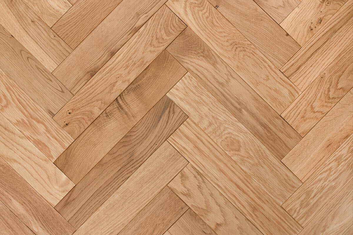 Galleria Professional Solid European Rustic Oak Herringbone Flooring 18mm x 70mm Natural UV Lacquered - Image 4