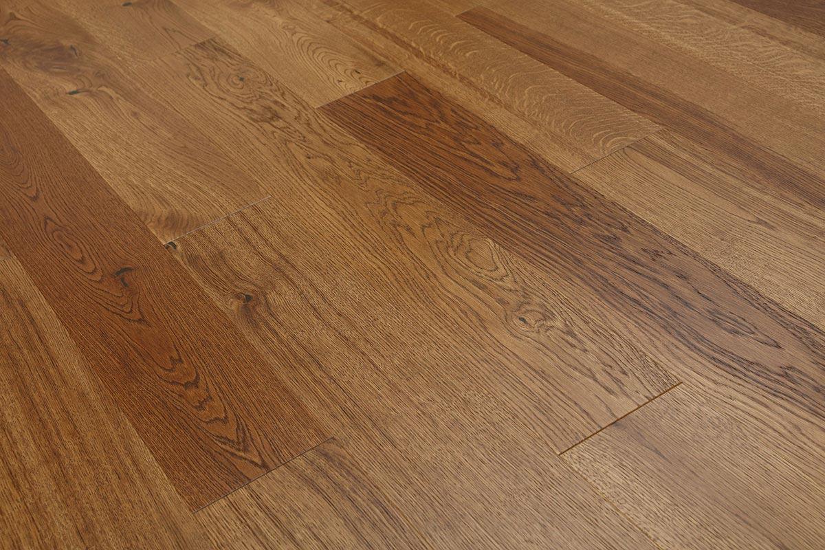 Home Choice Engineered European Nature Oak Flooring 14mm x 180mm Chestnut Brushed Matt Lacquered - Image 3