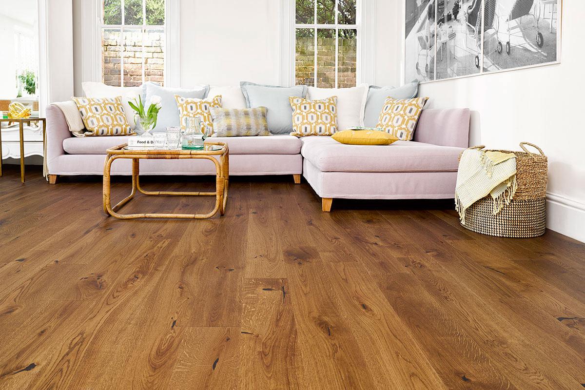 Home Choice Engineered European Nature Oak Flooring 14mm x 180mm Chestnut Brushed Matt Lacquered - Image 6
