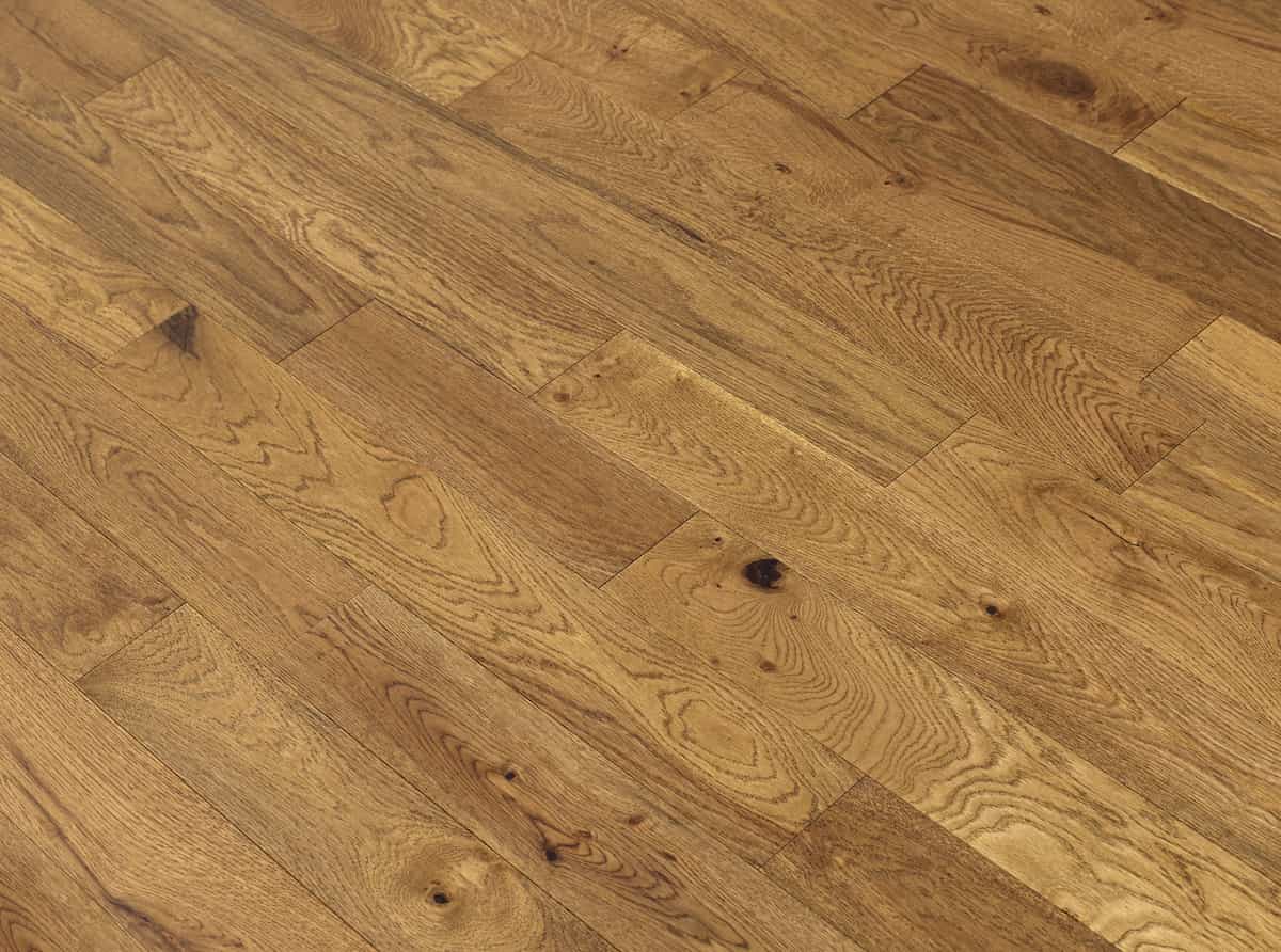 Home Choice Engineered European Rustic Oak 14mm x 110mm Toffee UV Lacquered - Image 2