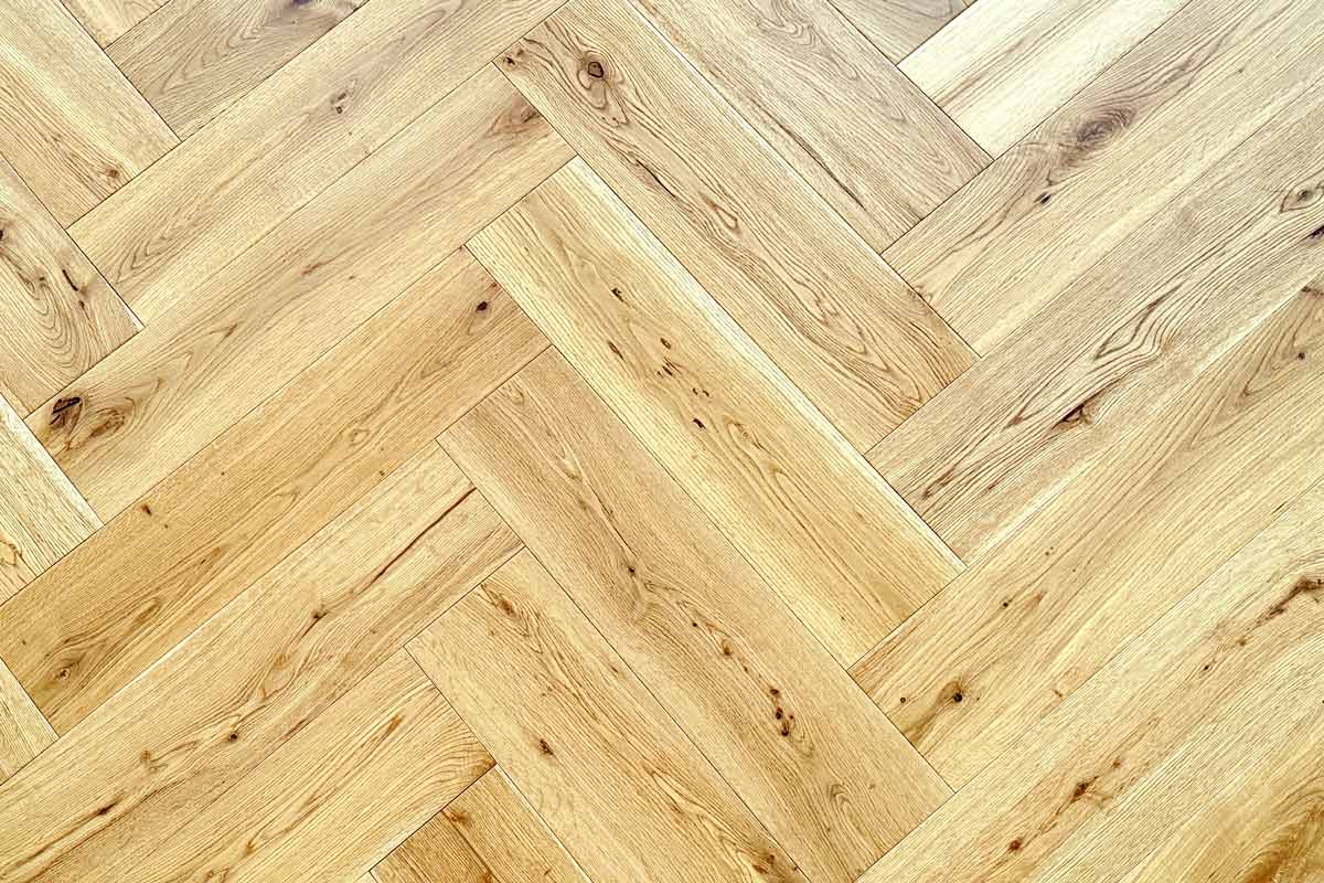 Home Choice Engineered European Rustic Oak Herringbone Flooring 14mm x 150mm Natural Matt Lacquered - Image 3