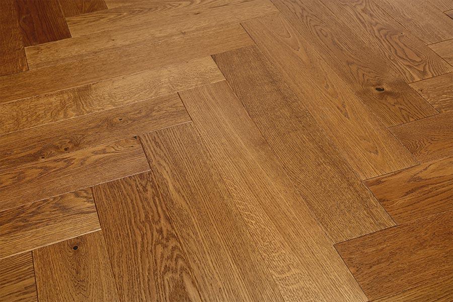Home Choice Herringbone Engineered European Rustic Oak Flooring 14mm x 130mm Brown Sugar Lacquered - Image 3