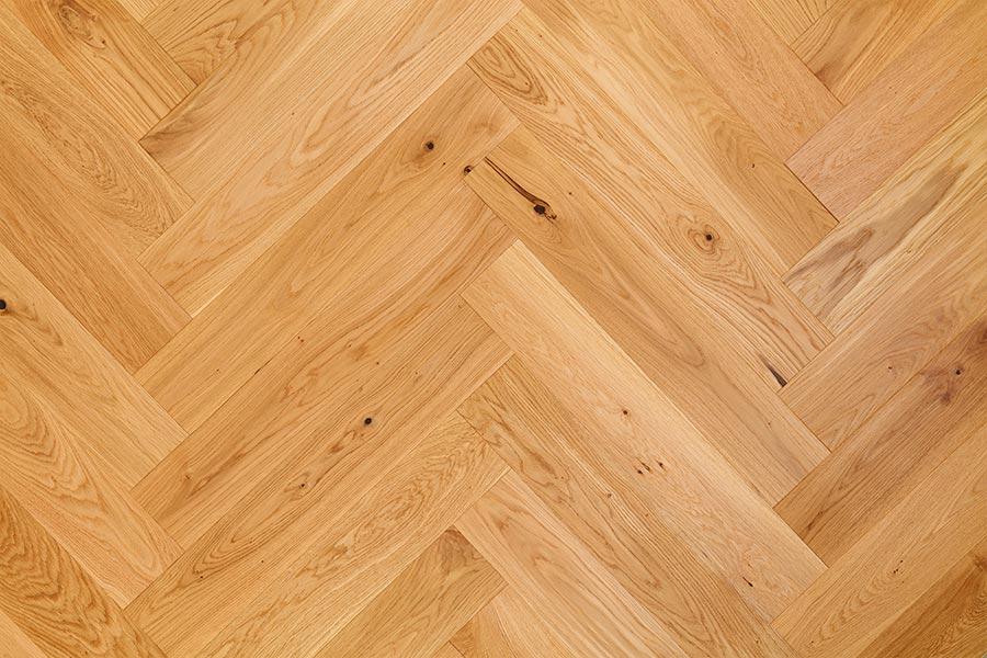 Home Choice Herringbone Engineered European Select Oak Flooring 14mm x 130mm Caramel Lacquered - Image 2