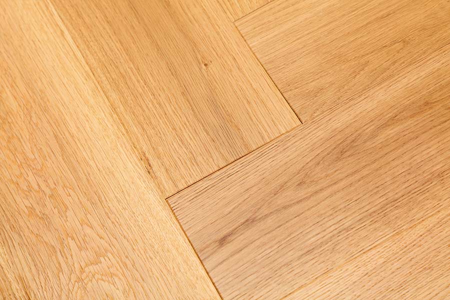 Home Choice Herringbone Engineered European Select Oak Flooring 14mm x 130mm Caramel Lacquered - Image 4