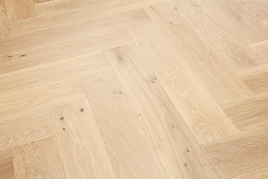Home Choice Herringbone Engineered European Select Oak Flooring 14mm x 130mm Grissini Lacquered - Image 3
