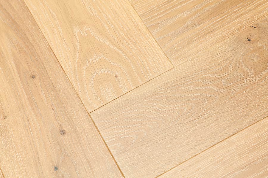 Home Choice Herringbone Engineered European Select Oak Flooring 14mm x 130mm Grissini Lacquered - Image 4