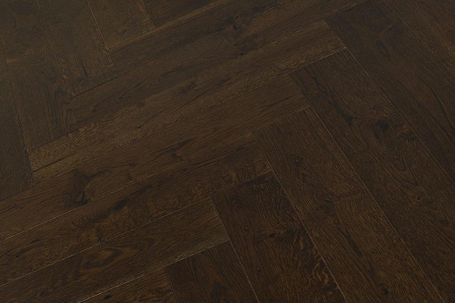 Home Choice Herringbone Engineered Rustic Oak Flooring 14mm x 130mm Marsala Brushed & Lacquered - Image 3