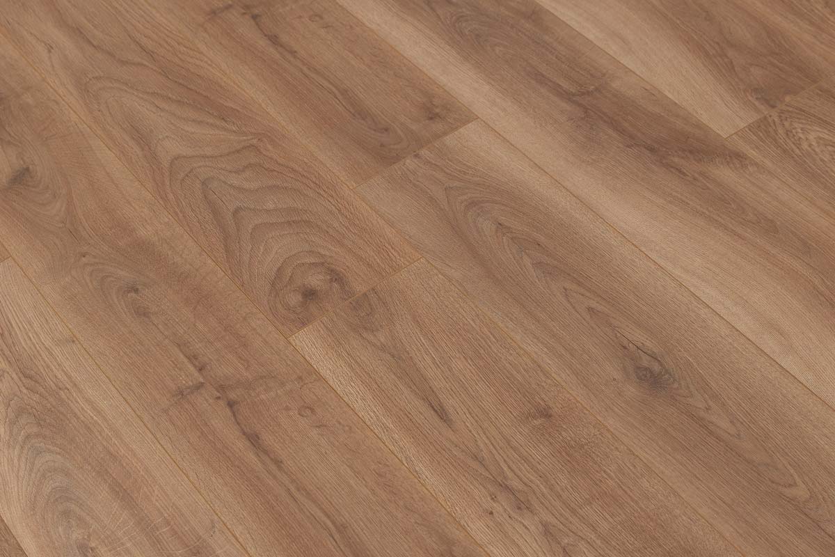 Series Woods 10mm Laminate Flooring Golden Oak - Image 4