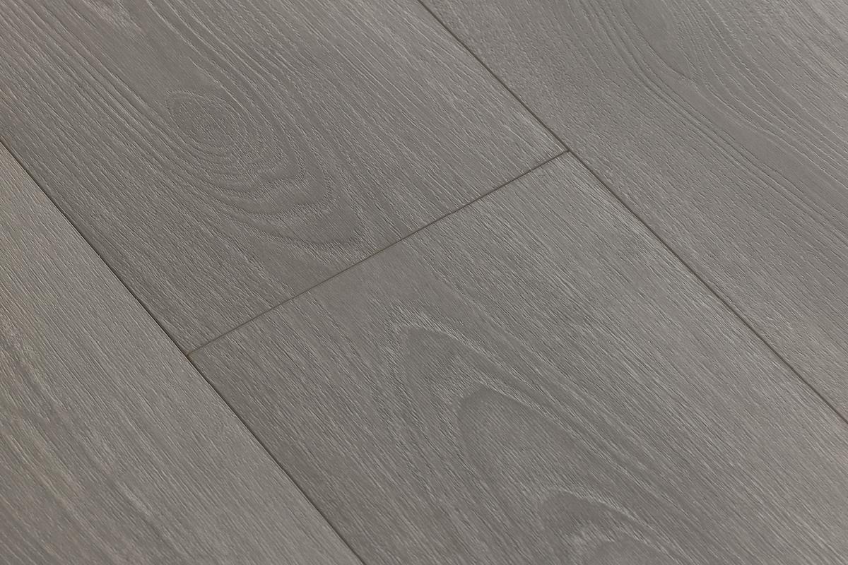 Series Woods 8mm Acoustic Laminate Dove Grey Oak Built-in Underlay - Image 3